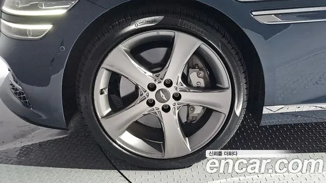 Genesis G80 Бензин 2.5 турбо AWD — Фото автомобиля 5