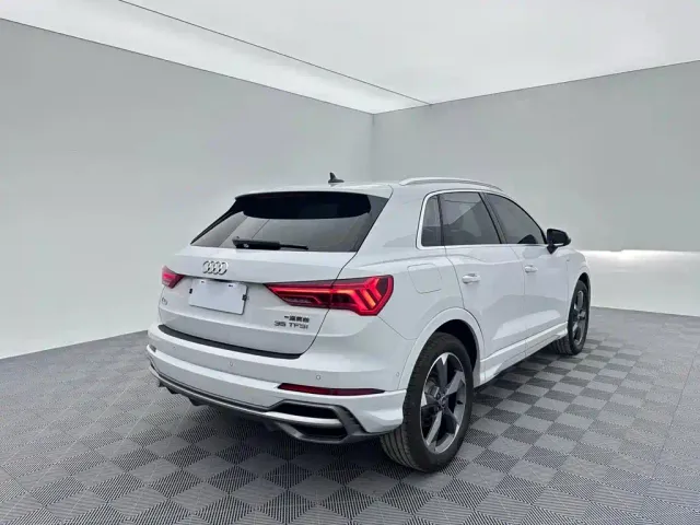 Audi Q3 — Фото автомобиля 8