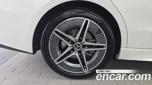Mercedes-Benz C-Class — Фото автомобиля 5