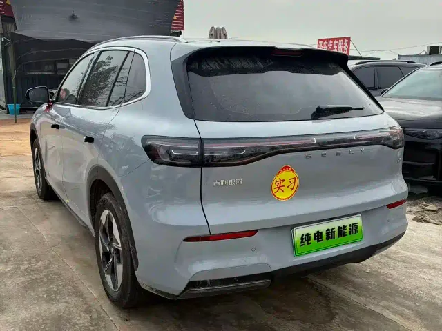 Geely Galaxy E5 — Фото автомобиля 6