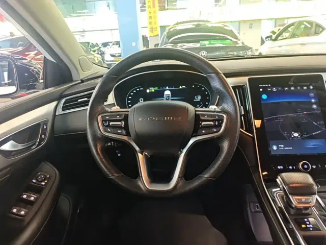 Roewe i6 MAX — Фото автомобиля 10