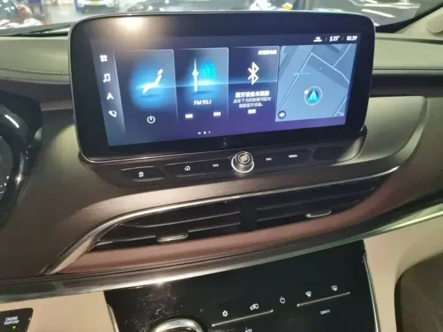 Buick Buick GL8 2022 Land Business Class 652T Luxury — Фото автомобиля 9