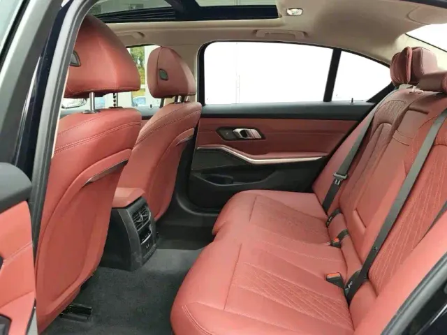 BMW 3 Series — Фото автомобиля 7