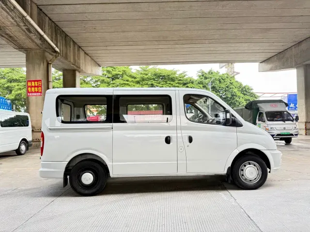 Maxus Xintu V80 — Фото автомобиля 4