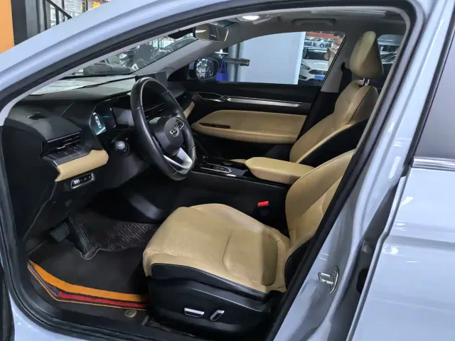 Geely Emgrand L — Фото автомобиля 7