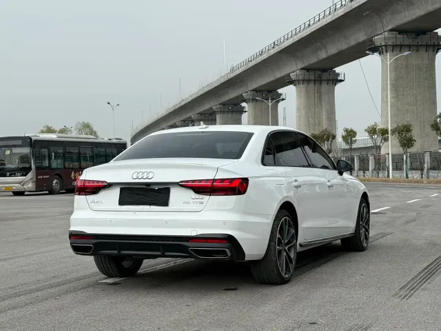 Audi Audi A4L 2024 40 TFSI Luxury Dynamic — Фото автомобиля 5