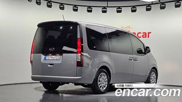 Hyundai Staria — Фото автомобиля 2