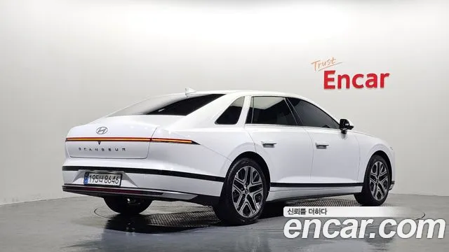 Hyundai Grandeur GN7 — Фото автомобиля 2