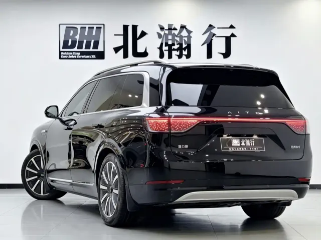 AITO Wenjie AITO M9 2024 Range Extender Max 52kWh 6-seater — Фото автомобиля 6