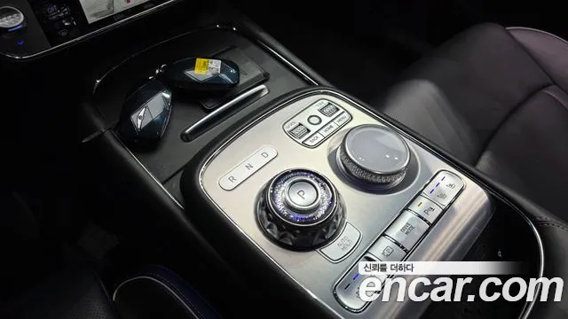 Genesis G90 Бензин 3.5 турбо AWD — Фото автомобиля 9