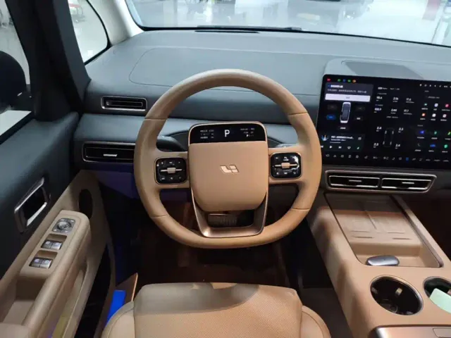 Li Auto MEGA — Фото автомобиля 6