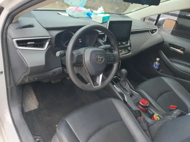 Toyota Corolla — Фото автомобиля 12