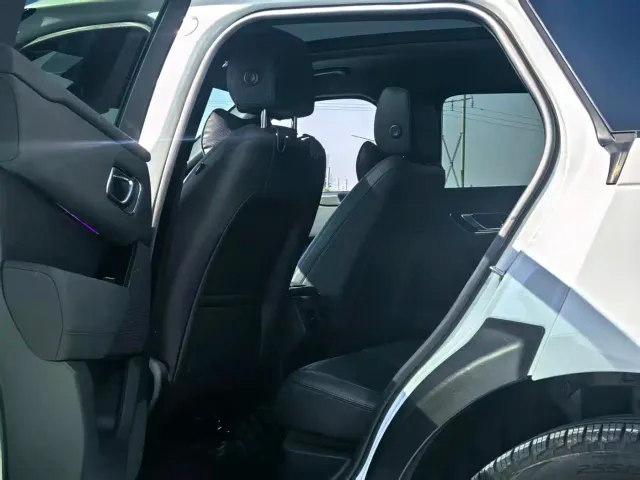 Land Rover Range Rover Velar — Фото автомобиля 4