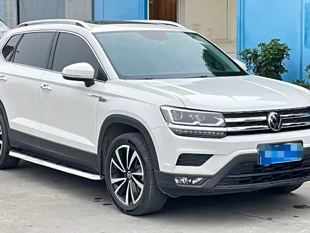 Volkswagen Tharu — Фото автомобиля 3