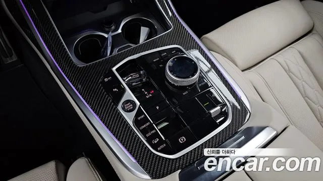 BMW X7 — Фото автомобиля 8