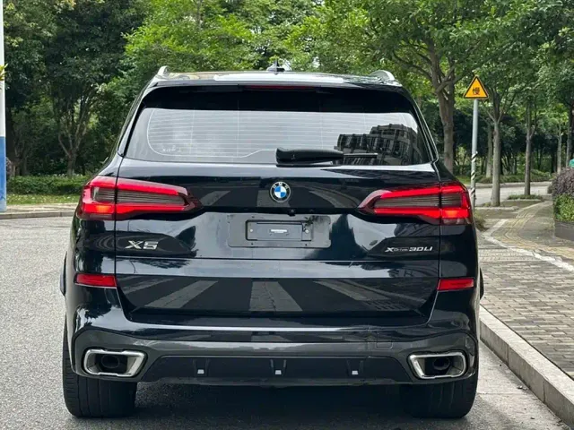 BMW X5 — Фото автомобиля 23