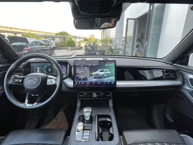 GAC Trumpchi GS8 — Фото автомобиля 13