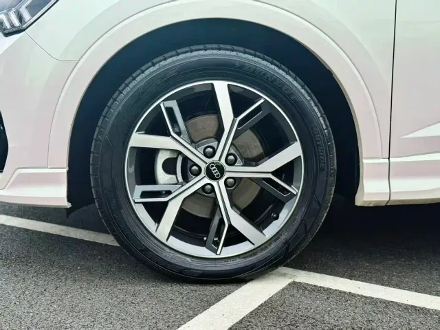 Audi Q3 Sportback — Фото автомобиля 14