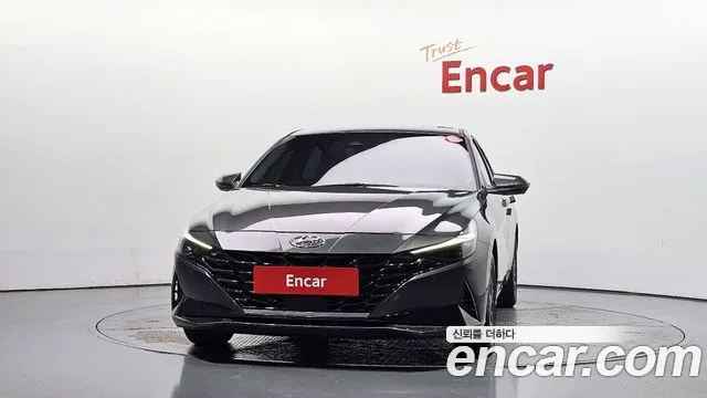 Hyundai AVANTE Avante (CN7) — Фото автомобиля 3