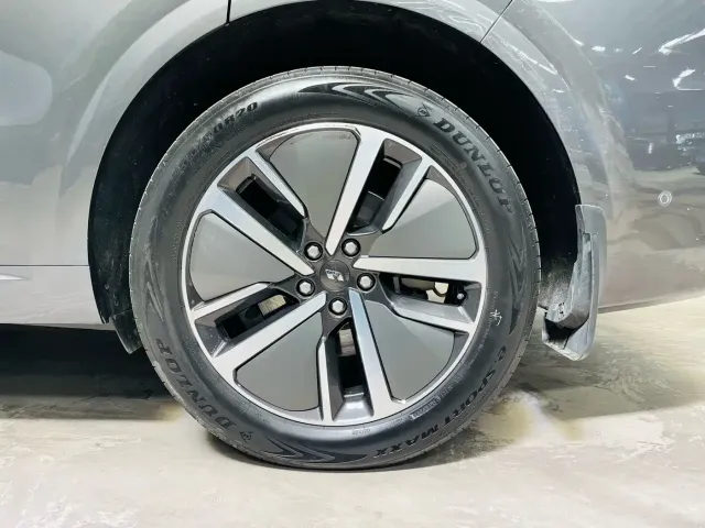 Li Auto Li Auto L6 2024 Pro — Фото автомобиля 11
