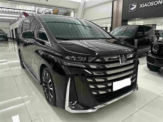 Toyota Vellfire — Фото автомобиля 15