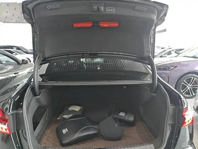Audi Audi A6L 2024 45 TFSI quattro Premium Dynamic — Фото автомобиля 18