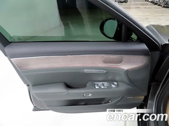 Genesis G90 — Фото автомобиля 14