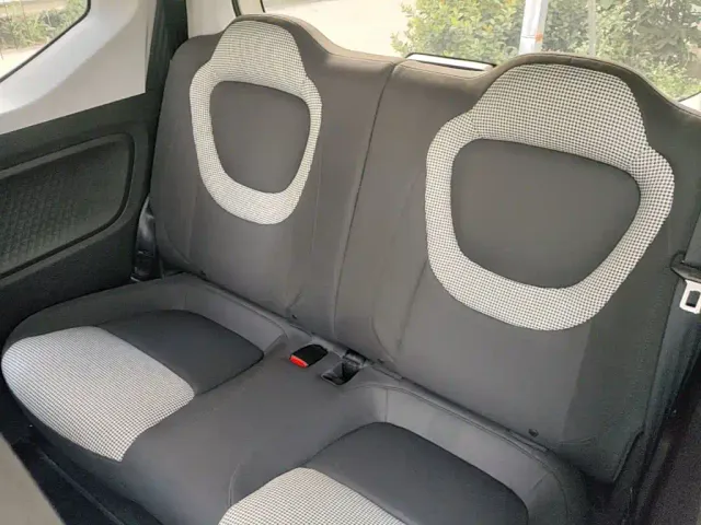 Wuling Hongguang Mini EV — Фото автомобиля 16