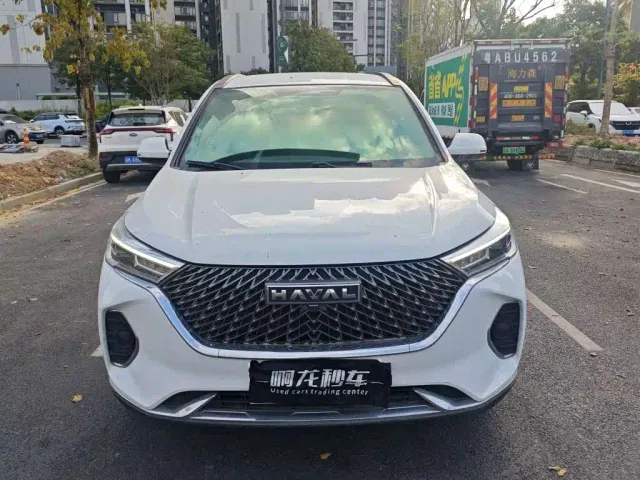 Haval M6 — Фото автомобиля 3