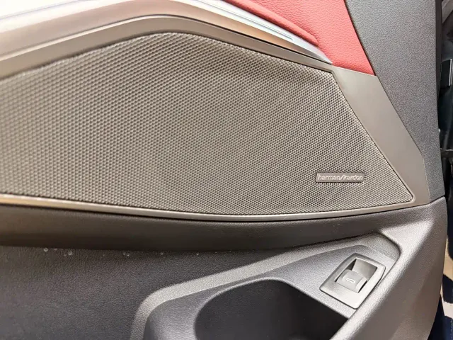 BMW 3 Series — Фото автомобиля 11