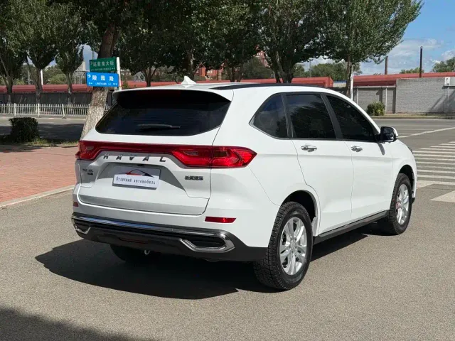 Haval M6 — Фото автомобиля 6