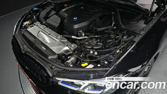 BMW 3-Series 3 серия (G20) 320i M Sport — Фото автомобиля 4