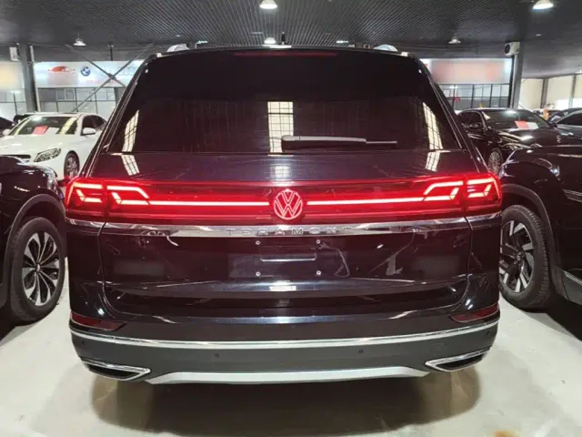 Volkswagen Teramont — Фото автомобиля 5