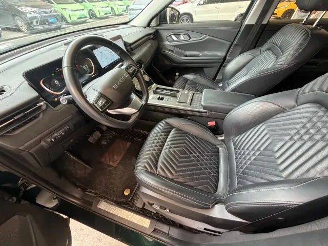 Exeed Exeed Lingyun 2023 300T 2WD Star Glory — Фото автомобиля 6