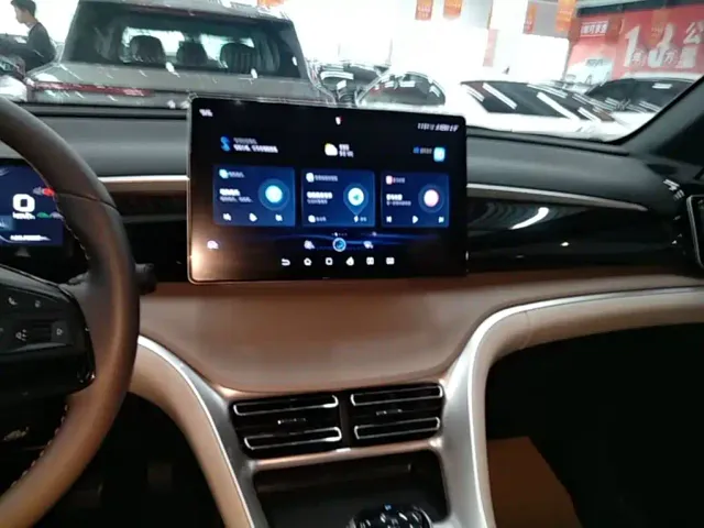 BYD Song Pro — Фото автомобиля 12