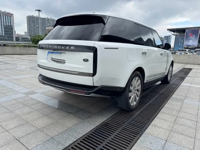 Land Rover Range Rover — Фото автомобиля 9