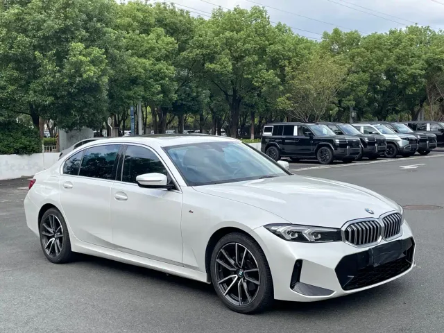 BMW 3 Series — Фото автомобиля 3