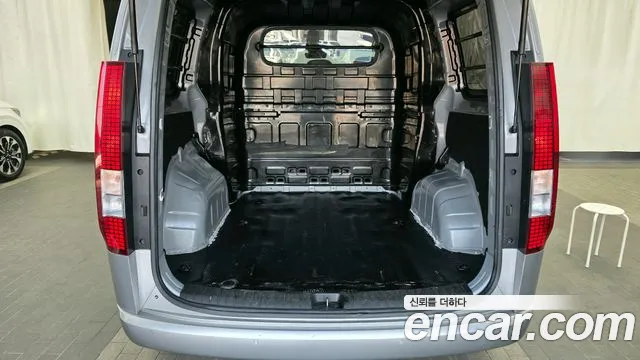 Hyundai Staria Staria L3.5 Карго 5 мест — Фото автомобиля 20