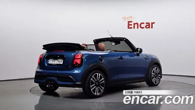 Mini Cooper Convertible — Фото автомобиля 2