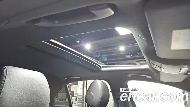 Mercedes-Benz E-Class — Фото автомобиля 17