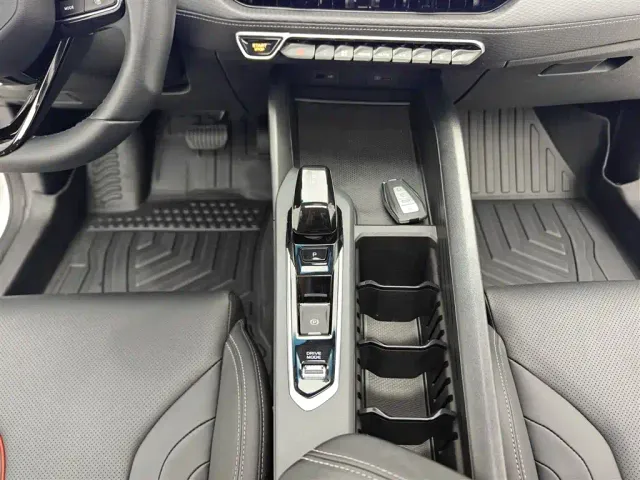 Geely Binrui — Фото автомобиля 6