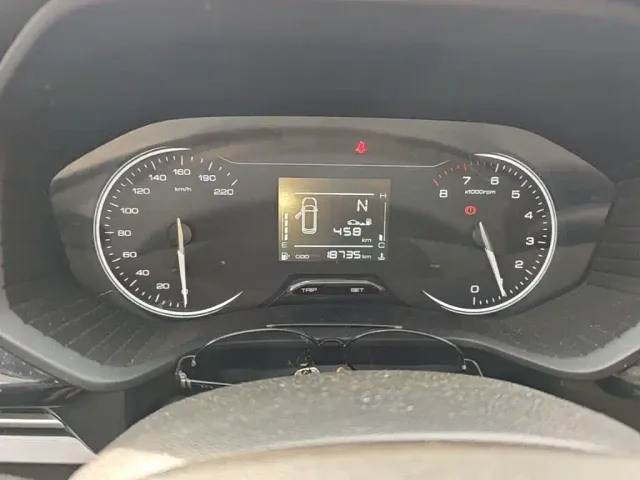 Wuling Jiachen — Фото автомобиля 11