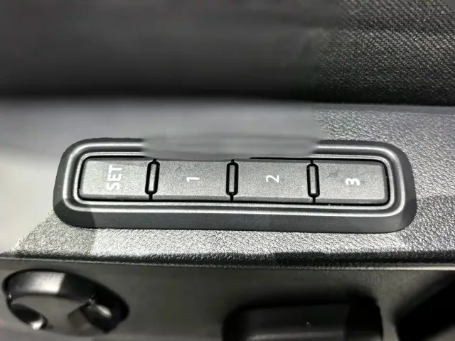 Volkswagen ID. Unyx 06 — Фото автомобиля 10