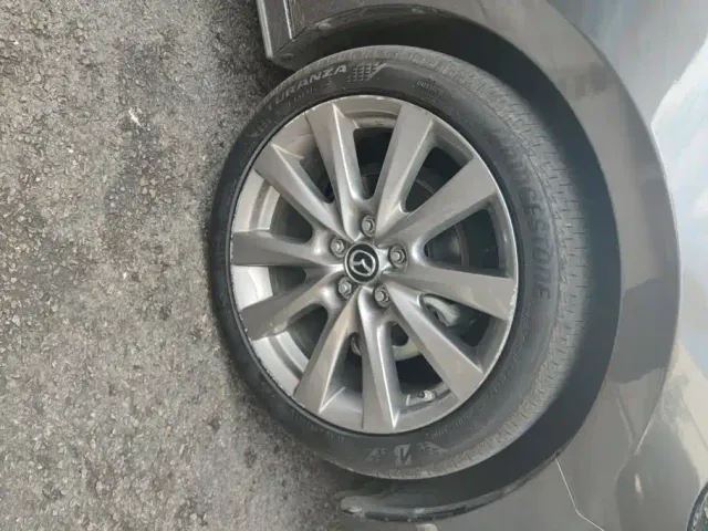 Mazda Axela — Фото автомобиля 6