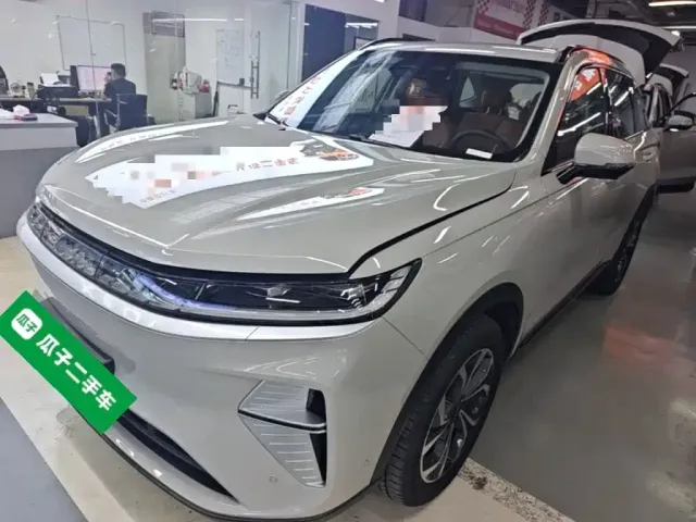 Фотография автомобиля — Haval Xiaolong MAX
