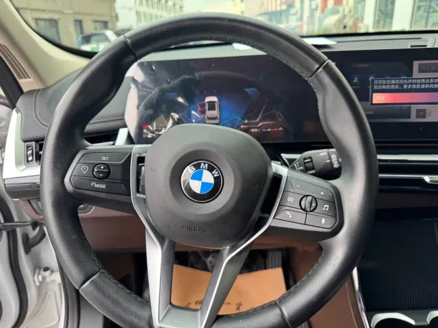 BMW X1 — Фото автомобиля 3