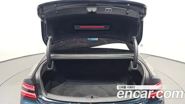 Genesis G80 Бензин 2.5 турбо AWD — Фото автомобиля 20
