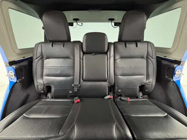 Jeep Wrangler — Фото автомобиля 17