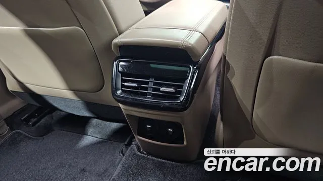 Kia K8 K8 Hybrid — Фото автомобиля 28
