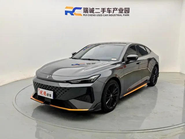 Фотография автомобиля — Changan UNI-V